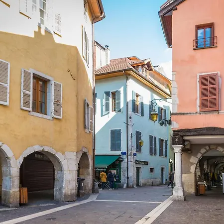 Le Semnoz - With Mezzanine In The Heart Of The Old Town *